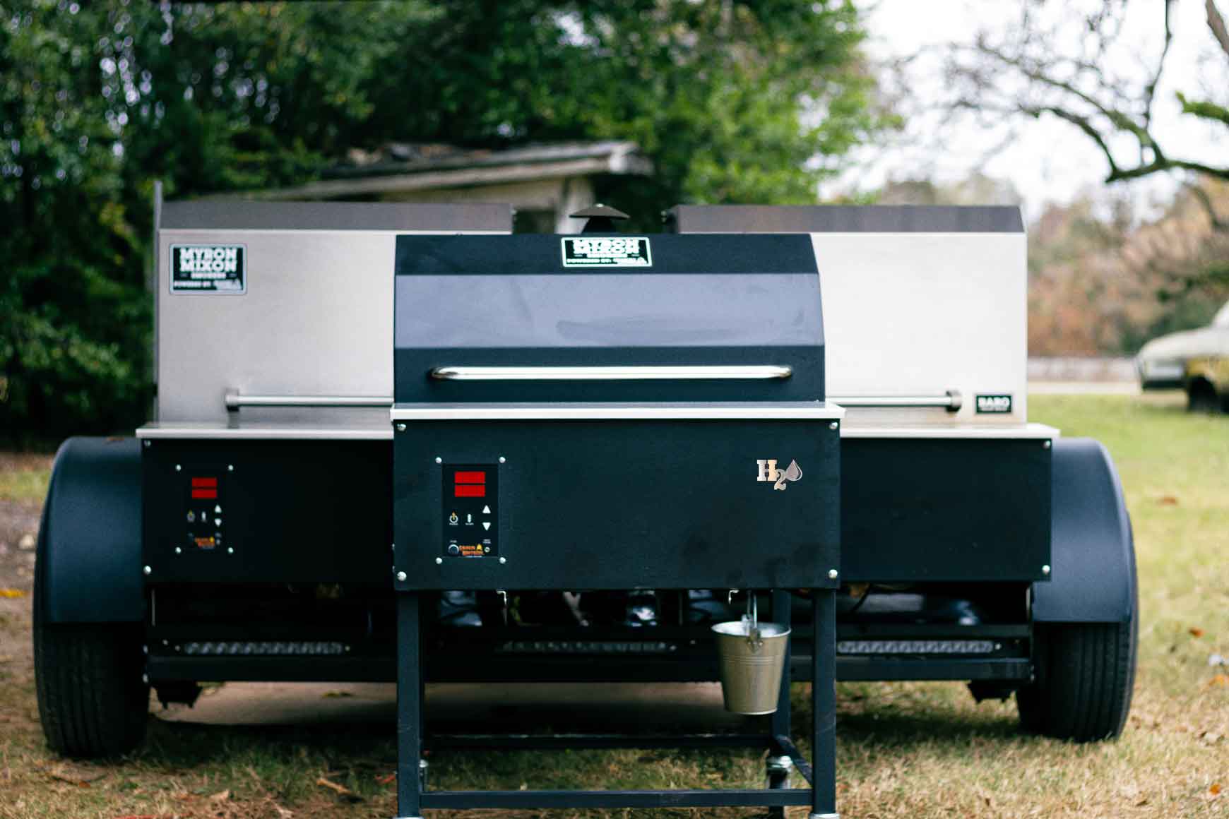 BARQ-H2O Pellet Smoker - Powered by Smokin' Brothers
